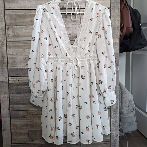 ASOS Design Lace Insert Mini Skater Dress in Ditsy Floral Print - Picture 1 of 7